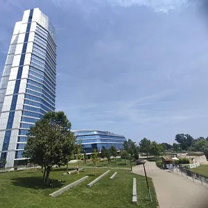 rezervați aici