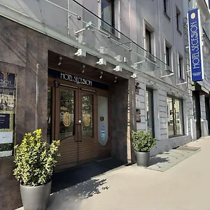 rezervați aici